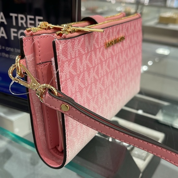 MICHAEL KORS
Jet Set Large Ombré Logo Double-Zip Wristlet-Wallet-Phone Case NWT - Picture 16 of 16